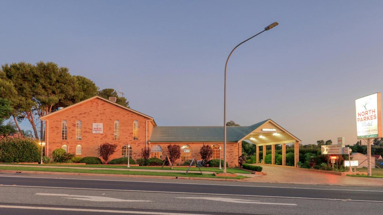 North Parkes Motel Exterior foto