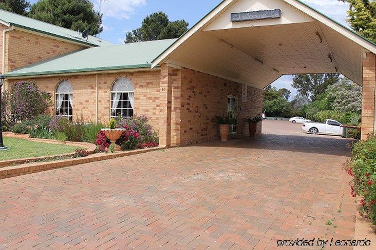 North Parkes Motel Exterior foto