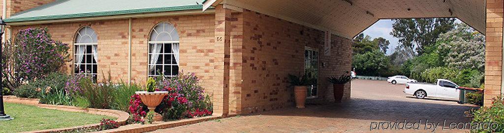 North Parkes Motel Exterior foto
